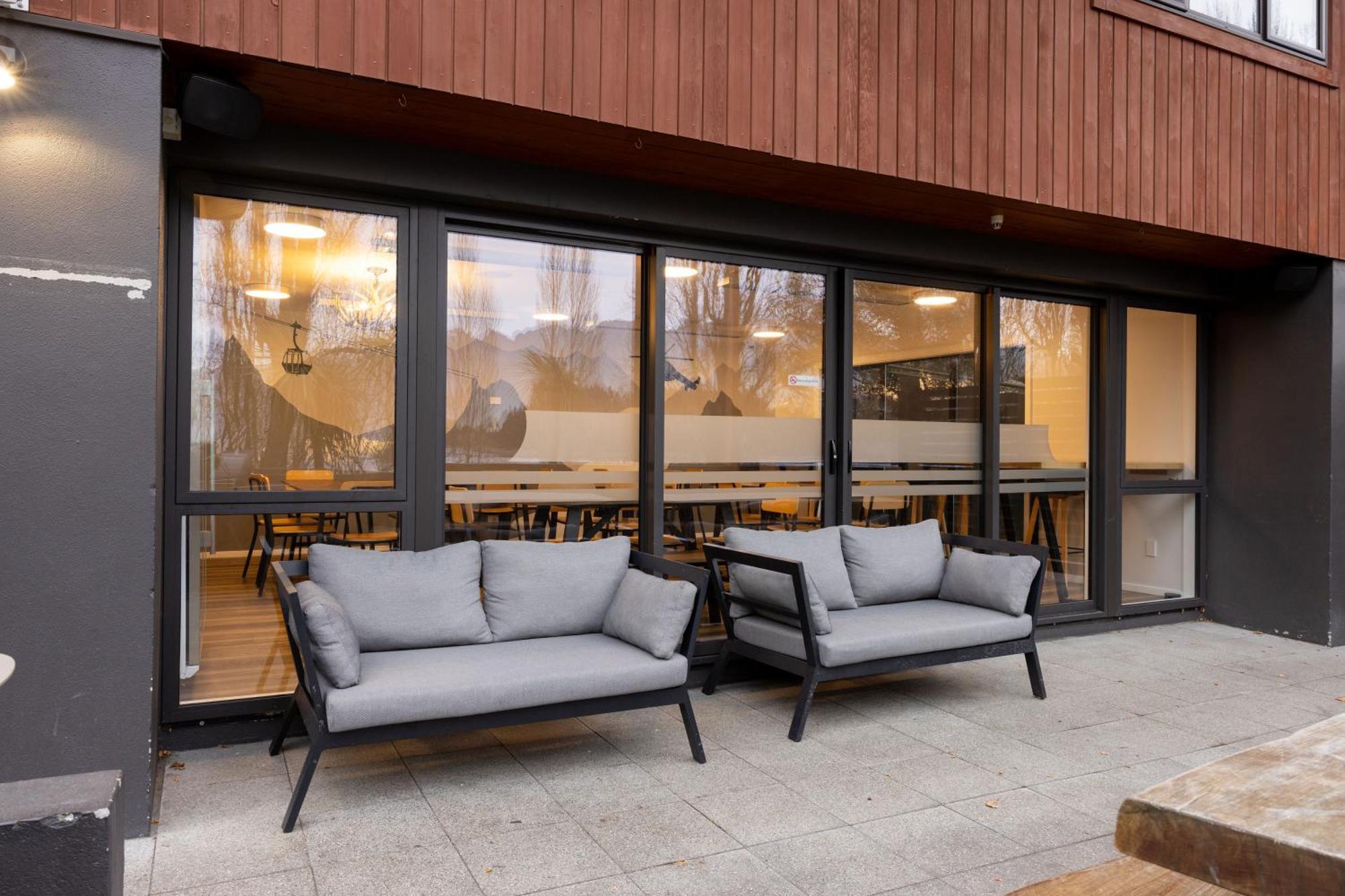 Haka House Queenstown Lakefront Exterior foto