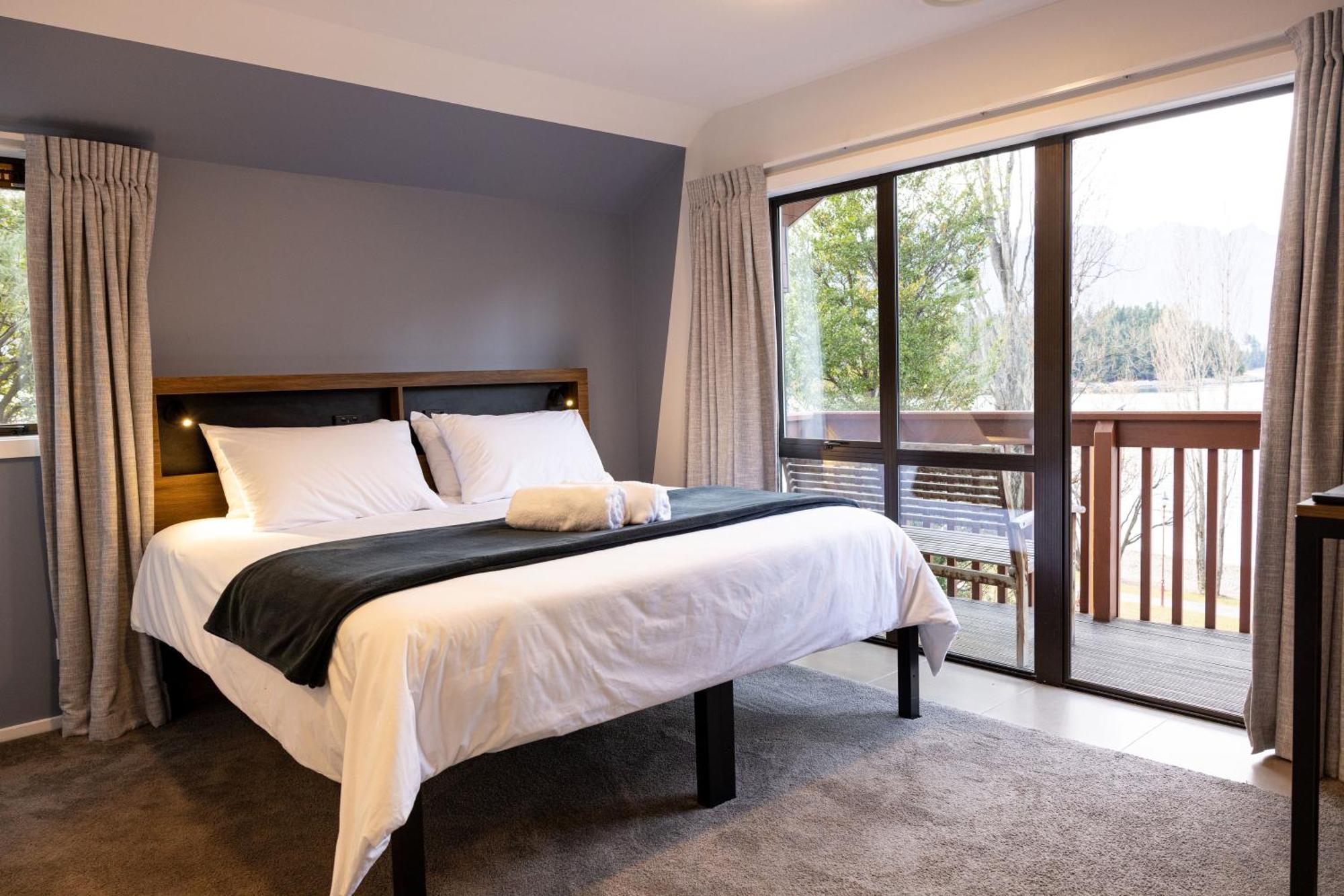 Haka House Queenstown Lakefront Exterior foto